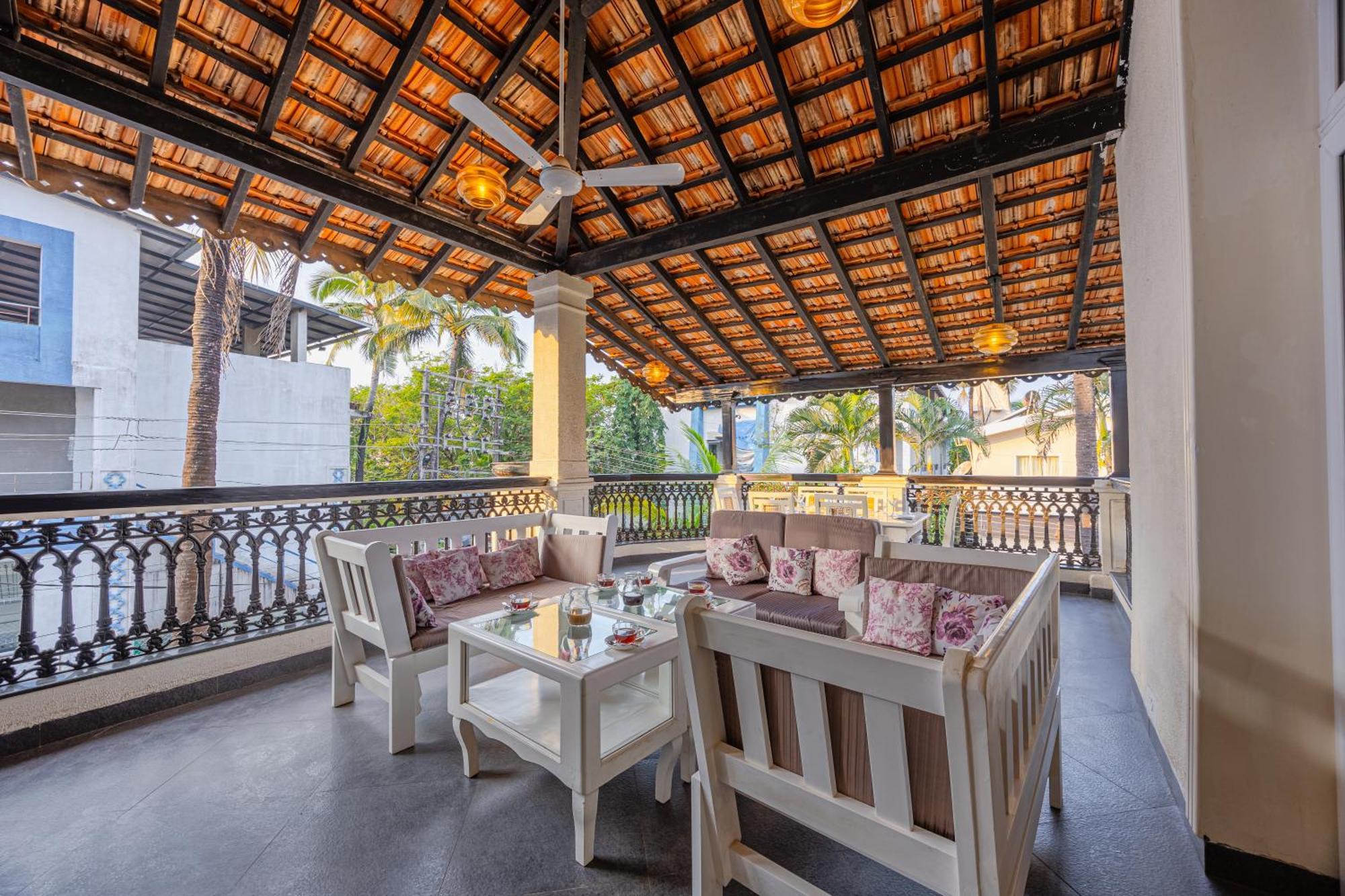 קנדולים Elivaas 4 Bhk Villa Near Beach With Private Pool & Bar - Casa Boa Vida מראה חיצוני תמונה