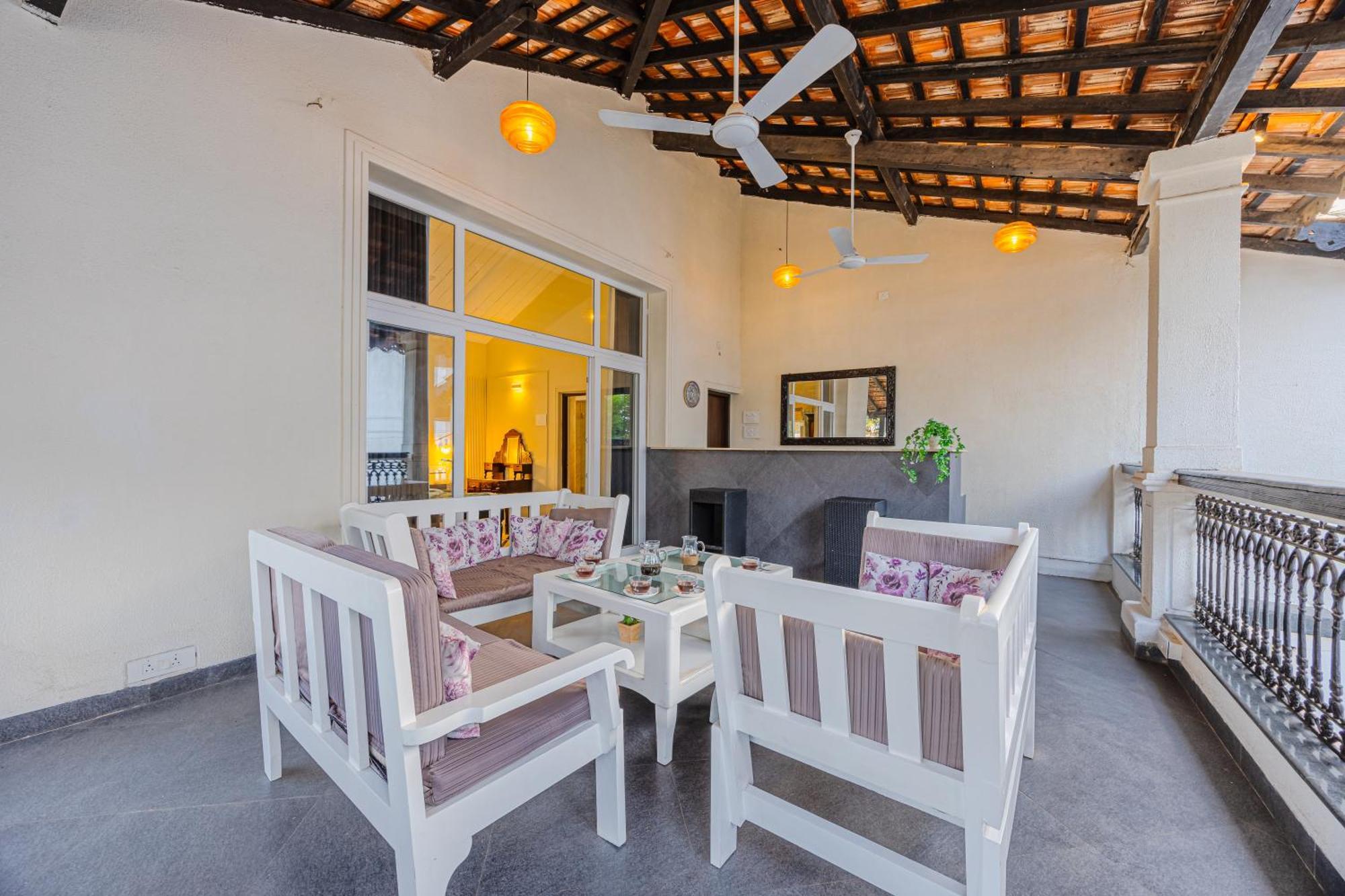 קנדולים Elivaas 4 Bhk Villa Near Beach With Private Pool & Bar - Casa Boa Vida מראה חיצוני תמונה